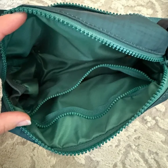 Forest green sassy woof Woof Pack bag - Picture 2 of 6